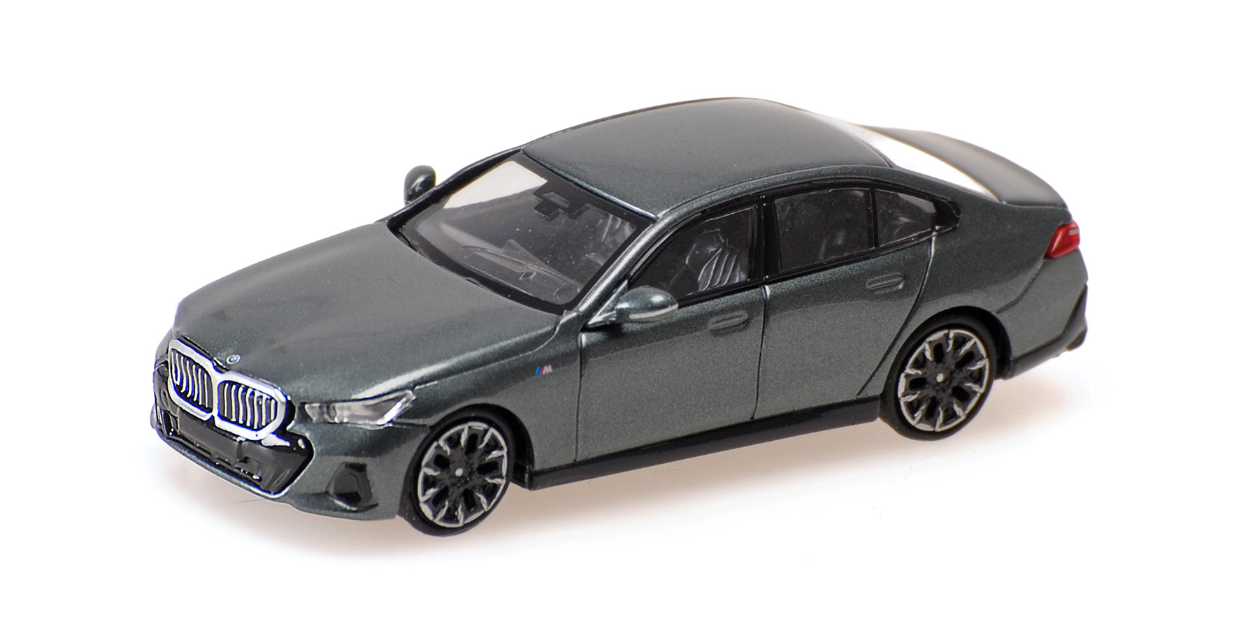 BMW I5 - 2024 - GREEN METALLIC