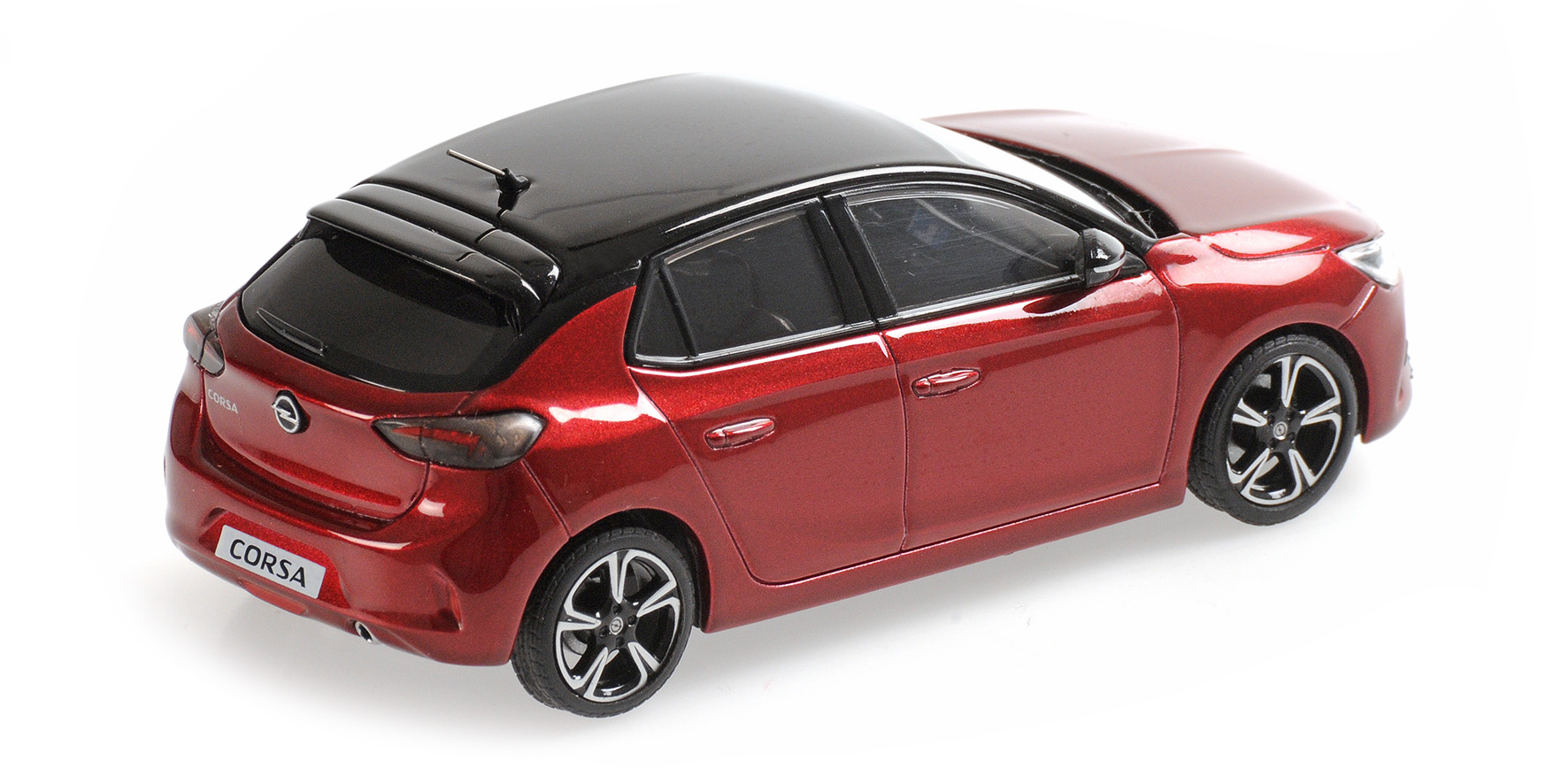 OPEL CORSA E - 2019 - RED METALLIC
