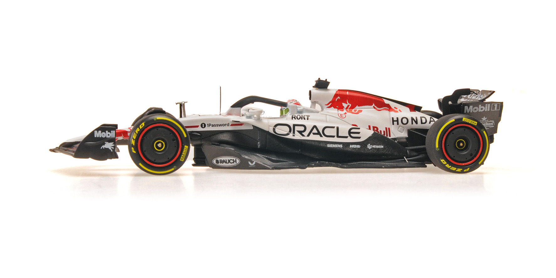 ORACLE RED BULL RACING RB21 - MAX VERSTAPPEN - WINNER JAPANESE GP 2025