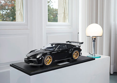 PORSCHE 911 (991.2) GT3RS - 2018 - SCHWARZ (99)