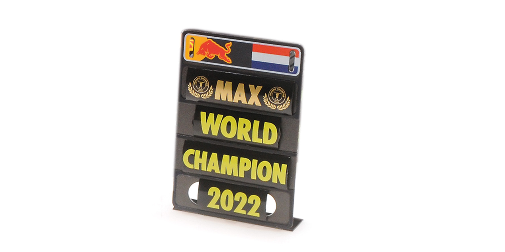 ORACLE RED BULL RACING RB18 -  VERSTAPPEN - WINNER JAPANESE GP 2022 -  W/PITBOARD - WORLD CHAMPION