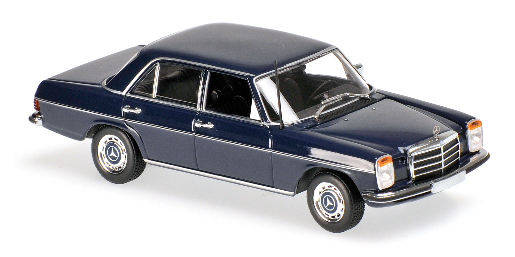 MERCEDES-BENZ 200D (W114/115) - 1973 - BLUE