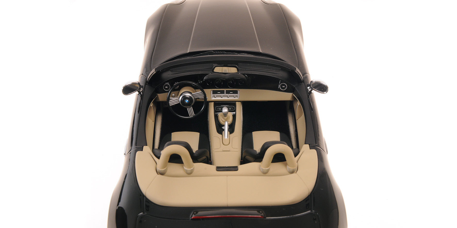 BMW Z8 ROADSTER - 2000 - BLACK