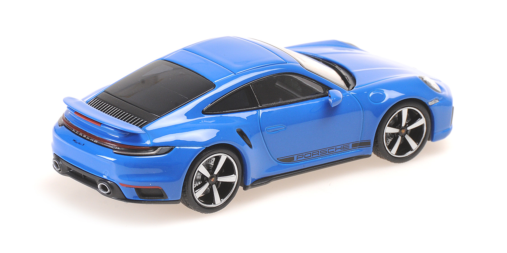 PORSCHE 911 (992) TURBO S - 2020 - BLUE