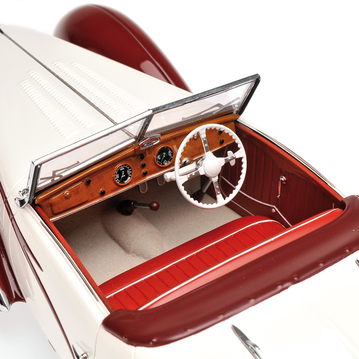 DELAHAYE TYPE 135-M CABRIOLET - 1937 - WHITE/RED