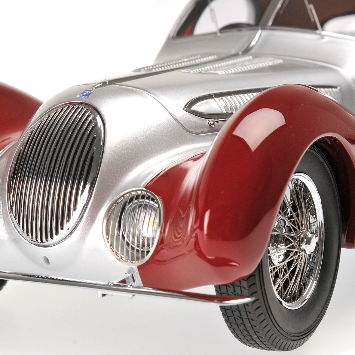 TALBOT LAGO T150-C-SS COUPÉ - 1937 - SILVER/RED