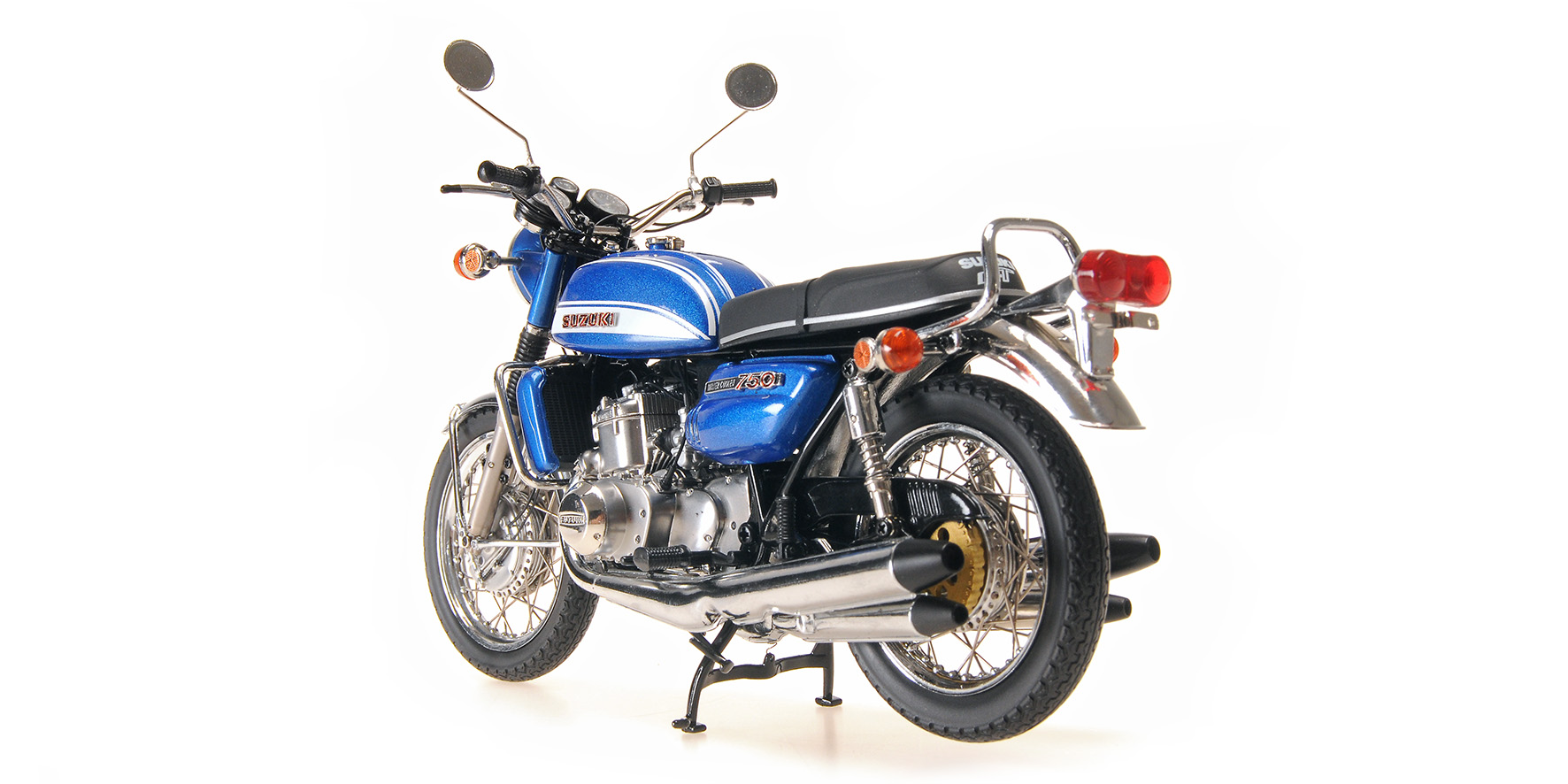 SUZUKI GT 750 - 1972 - BLUE METALLIC