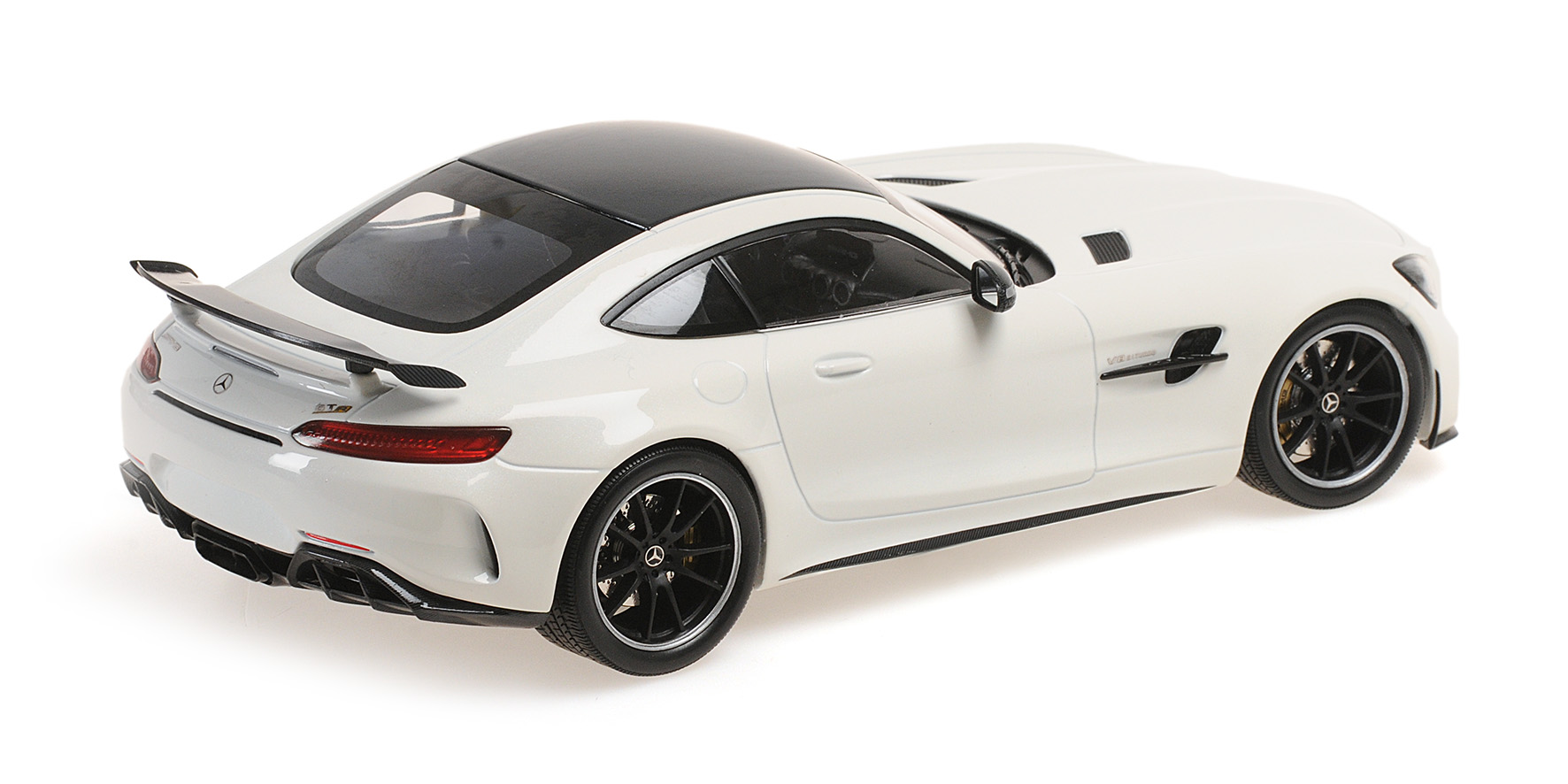 MERCEDES-AMG GT-R - 2021 - WHITE METALLIC