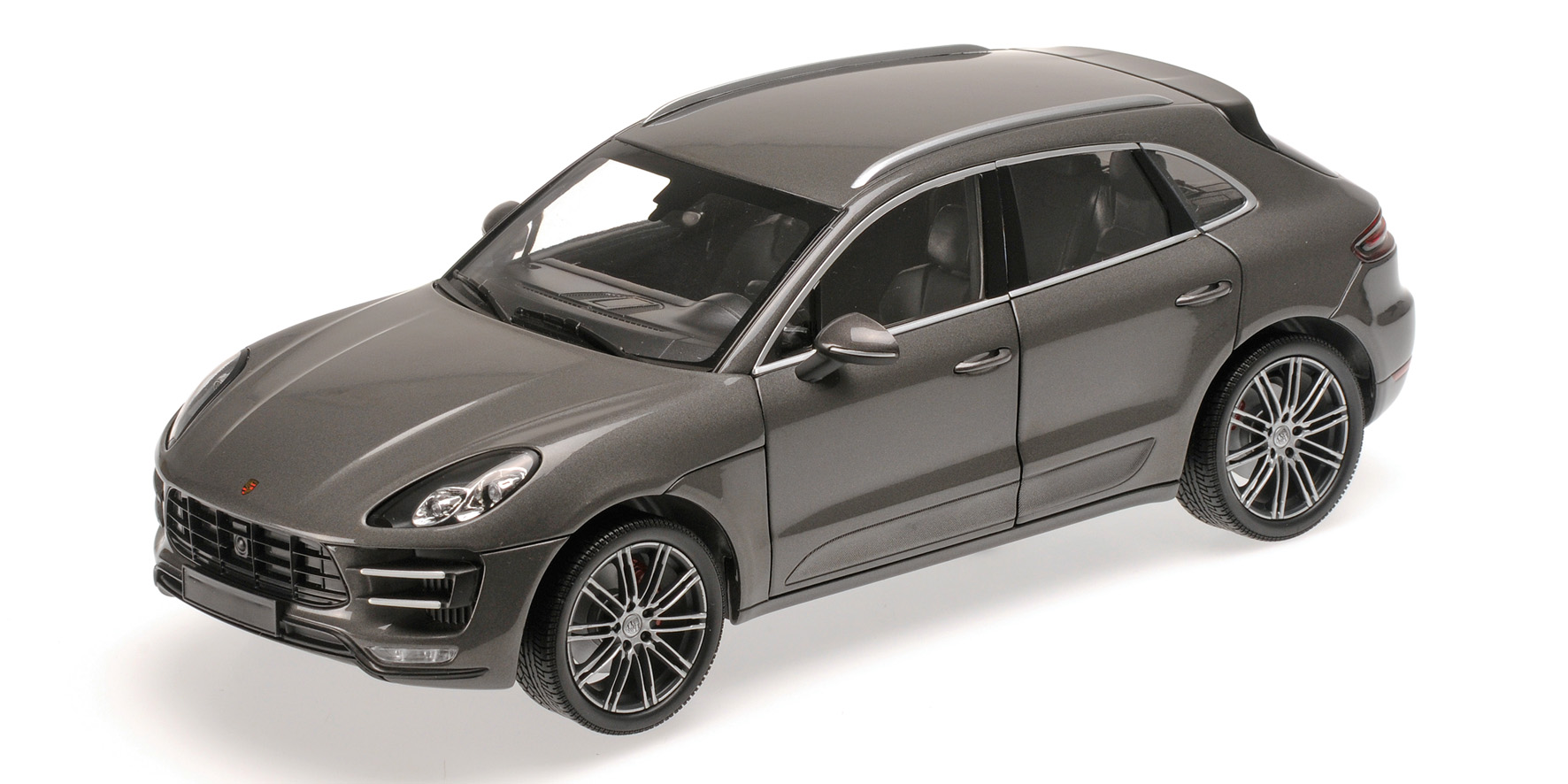 PORSCHE MACAN TURBO - 2013 - GREY