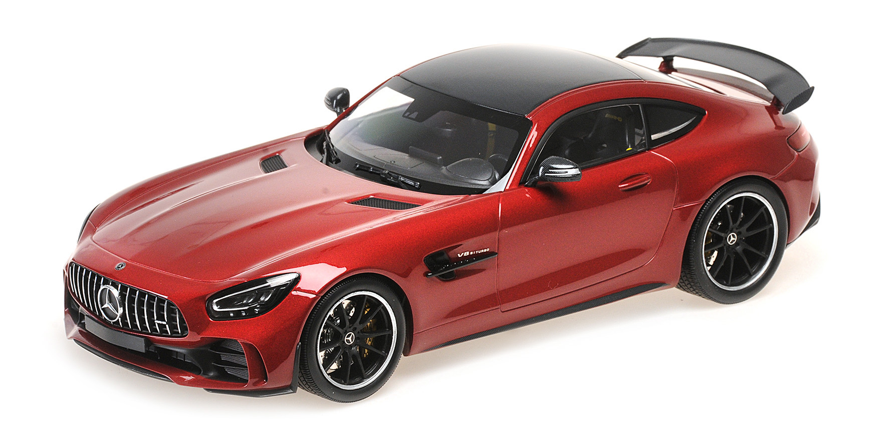 MERCEDES-AMG GT-R - 2021 - RED METALLIC