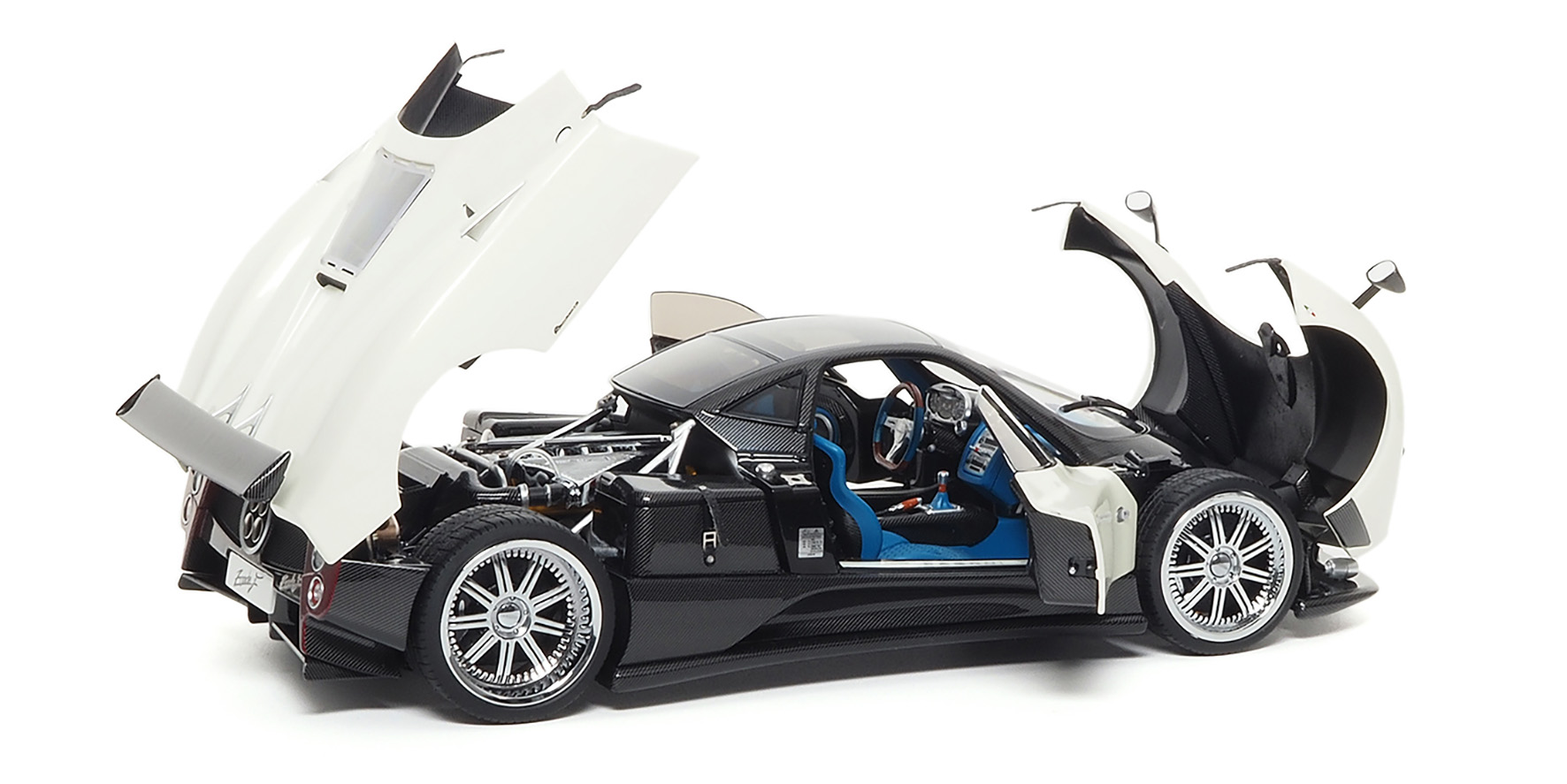 PAGANI ZONDA F - 2005 - BIANCO FABRIANO - (850407001)