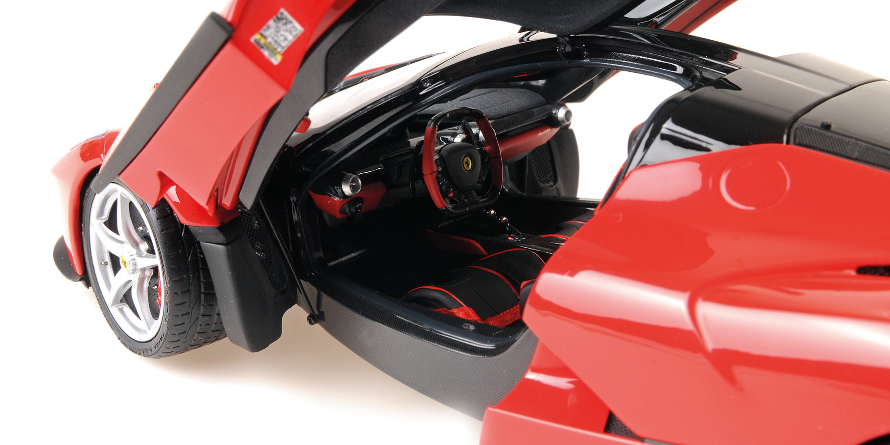 FERRARI LAFERRARI - RED (ROSSO CORSA) W.SPECIAL SEATS