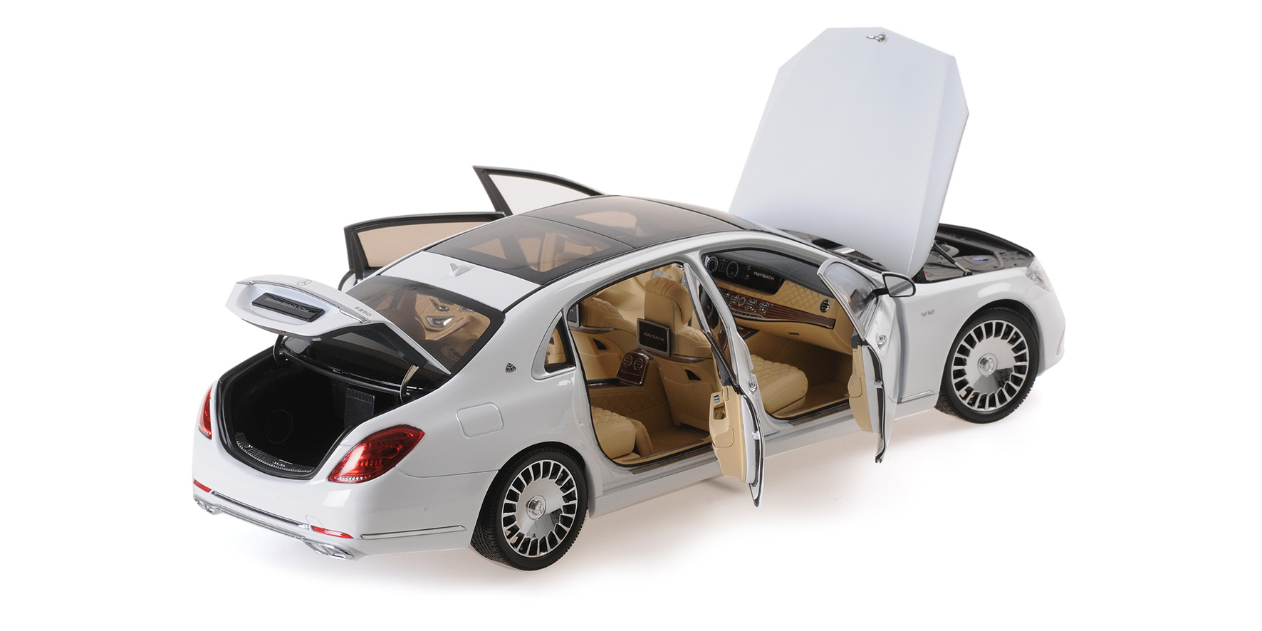 MERCEDES-MAYBACH-S-CLASS 2019 - DIAMOMD WHITE