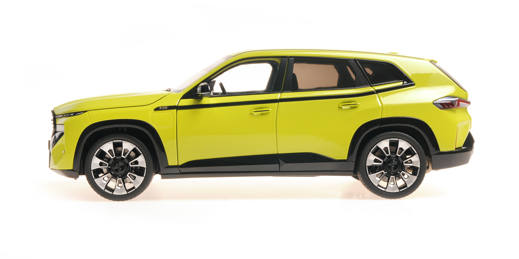 BMW XM - 2023 - YELLOW