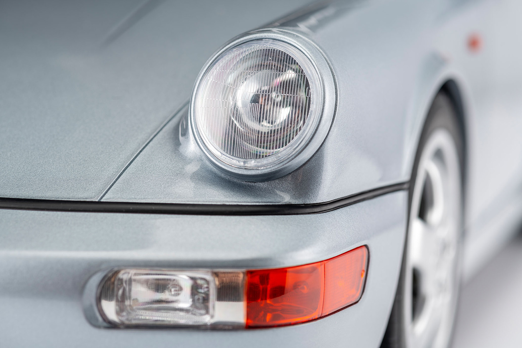 PORSCHE 911 (964) CARRERA RS - 1994 - SILBERMETALLIC