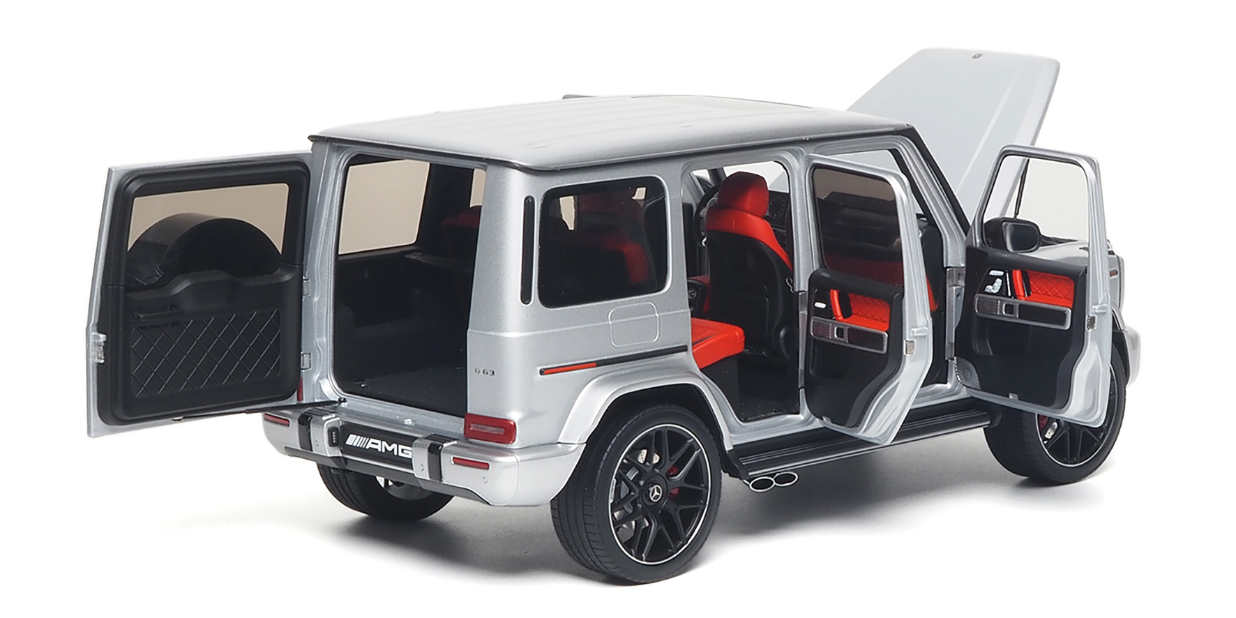 MERCEDES-AMG G 63 (W463) 2019 - IRIDIUM SILVER