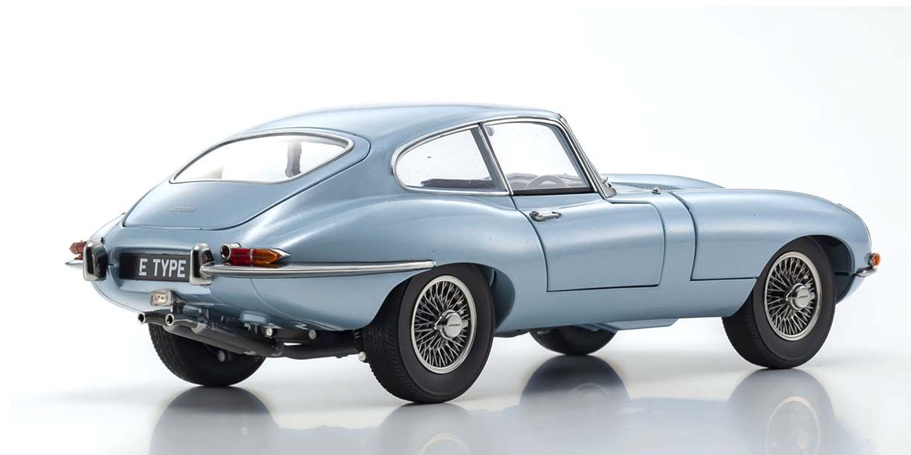JAGUAR E TYPE (RHD) SILVERBLUE METALLIC (08954SBL)