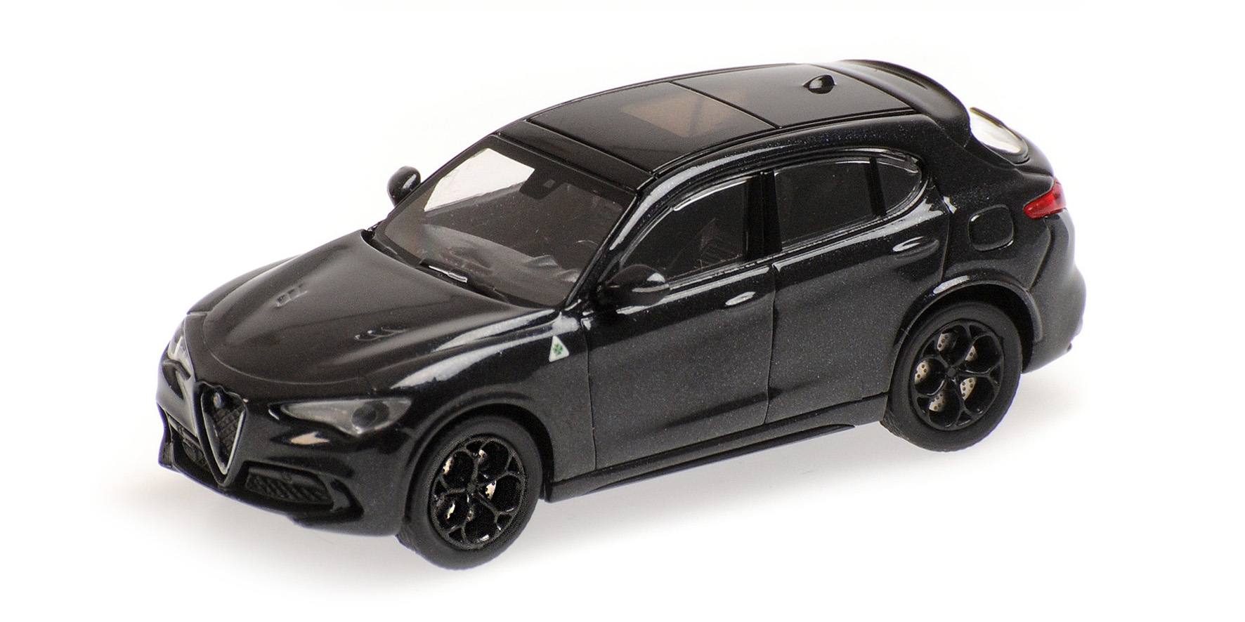 ALFA ROMEO  STELVIO QUADRIFOGLIO - 2018 - BLACK METALLIC