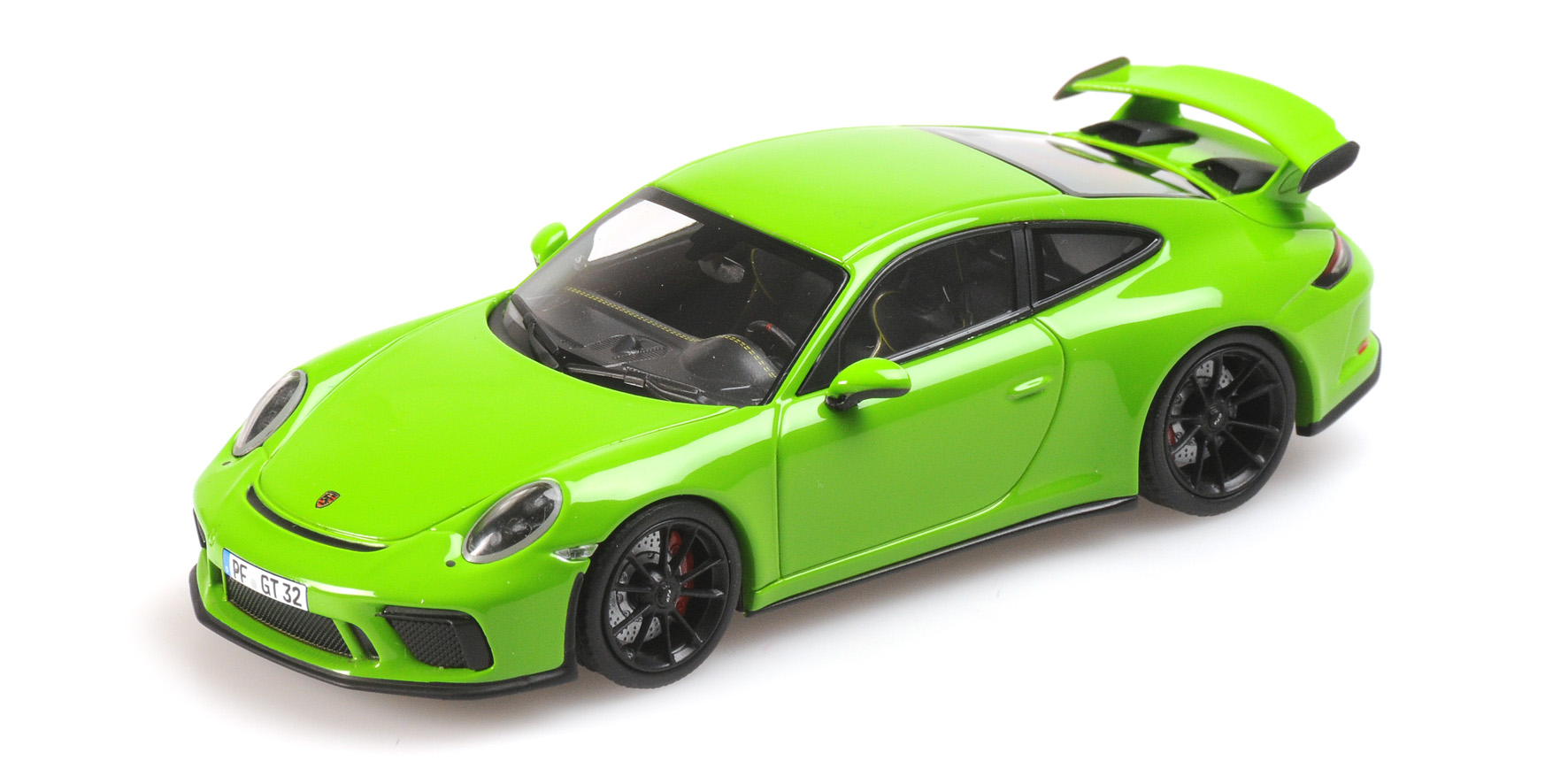 PORSCHE 911 GT3 - 2017 - GREEN – EXCLUSIVE FOR MINICHAMPS.DE