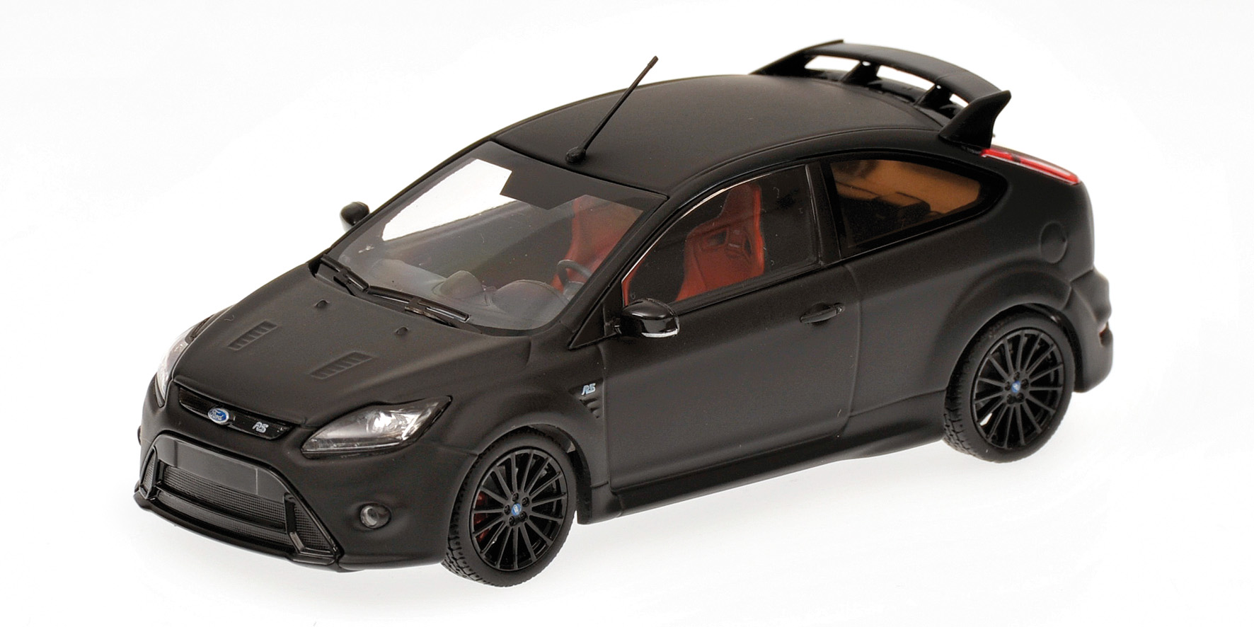 FORD FOCUS RS 500 - 2010 - MATT BLACK - WITH RED SEATS