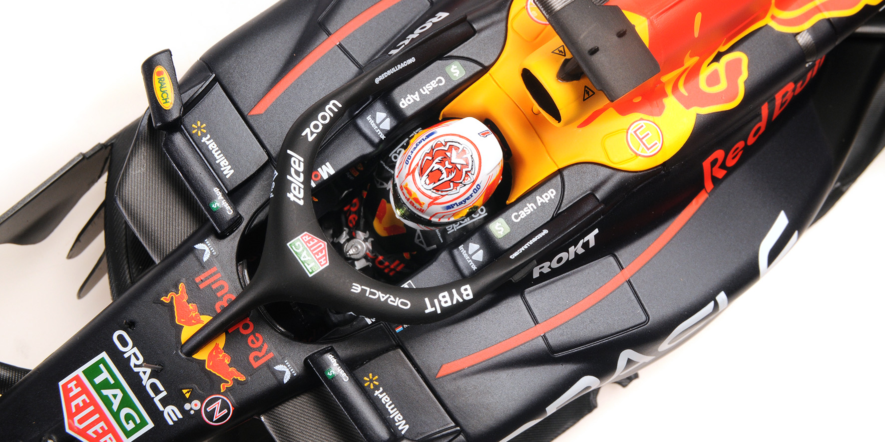 ORACLE RED BULL RACING RB19 - MAX VERSTAPPEN - WINNER JAPANESE GP - 2023