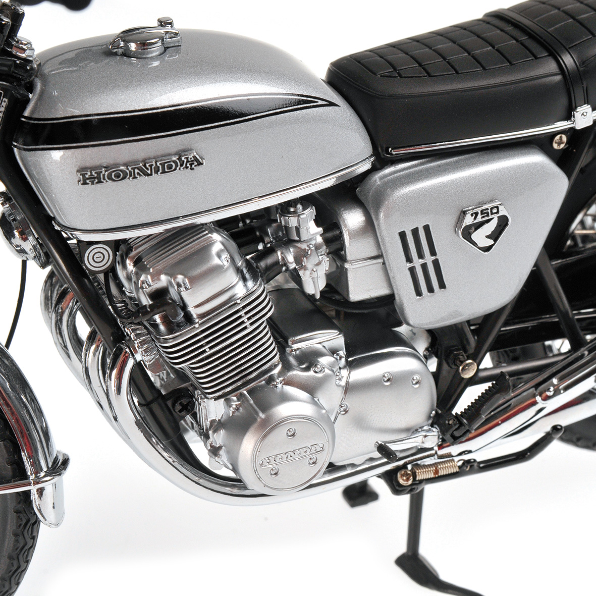 HONDA CB750 - 1968 - SILVER
