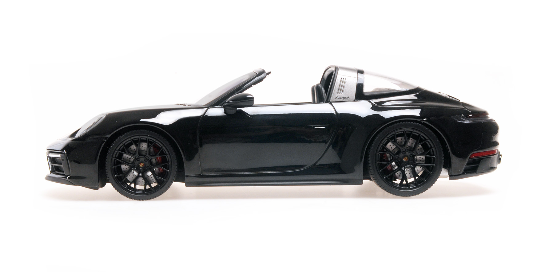 PORSCHE 911 (992)  TARGA 4 GTS - 2021 - BLACK