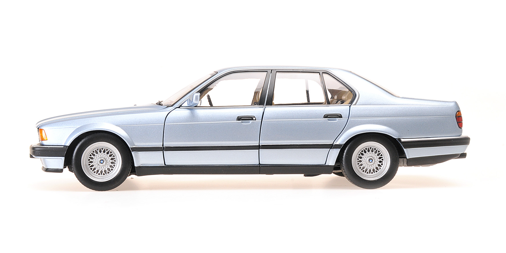 BMW 730I (E32) - 1986 - LIGHT BLUE METALLIC