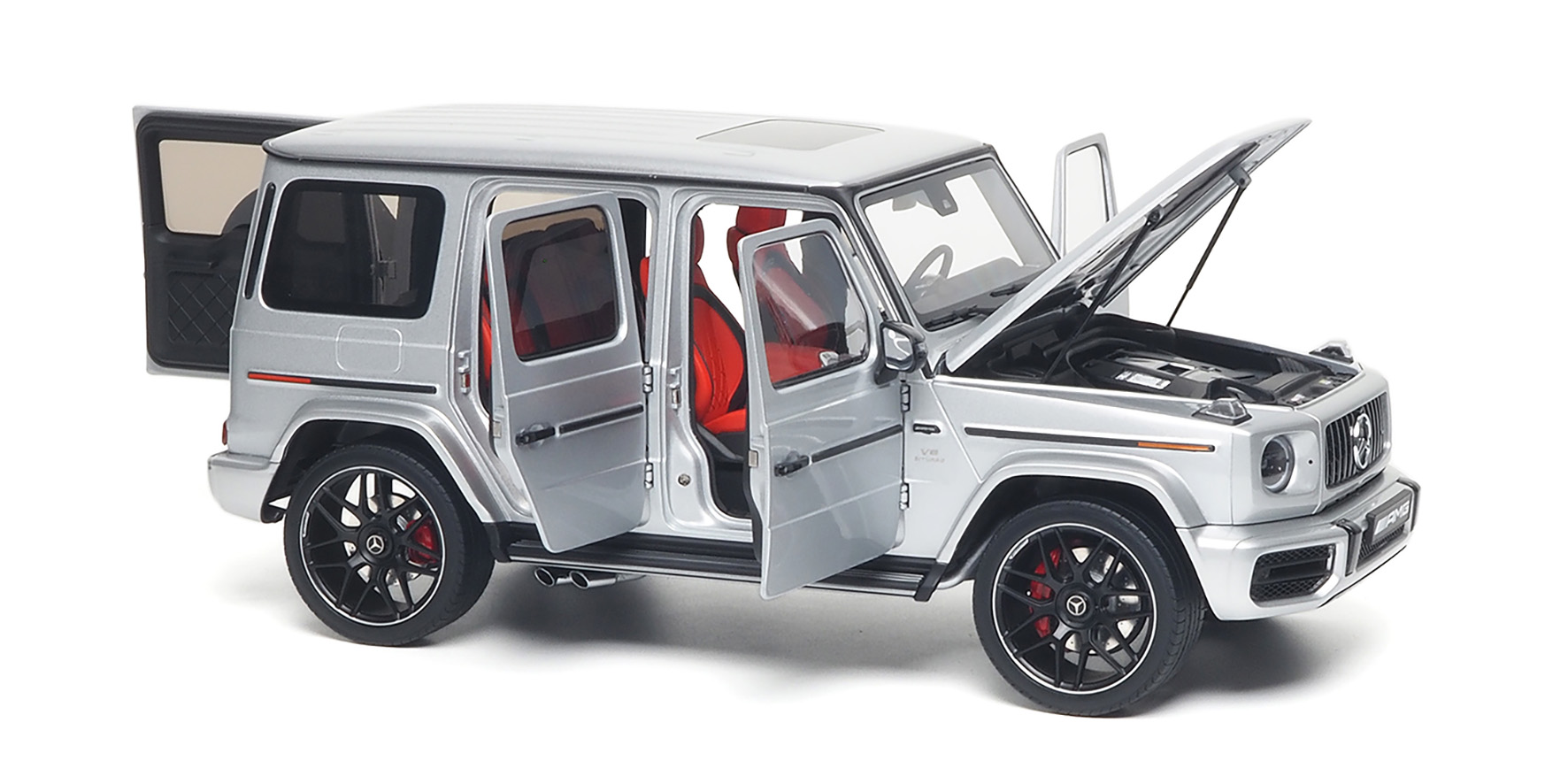 MERCEDES-AMG G 63 (W463) 2019 - IRIDIUM SILVER