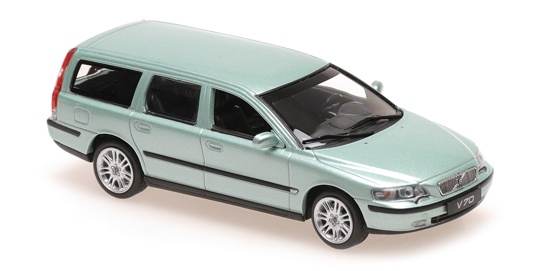 VOLVO V70 BREAK - 2000 - LIGHT GREEN