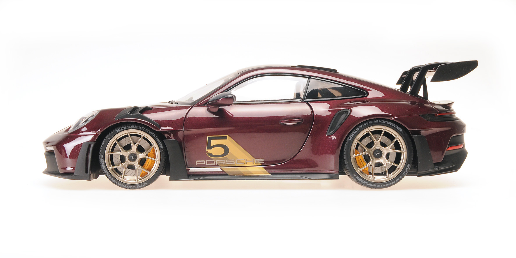 PORSCHE 911 (992) GT3RS - 2023 - PURPLE W GOLD WHEELS