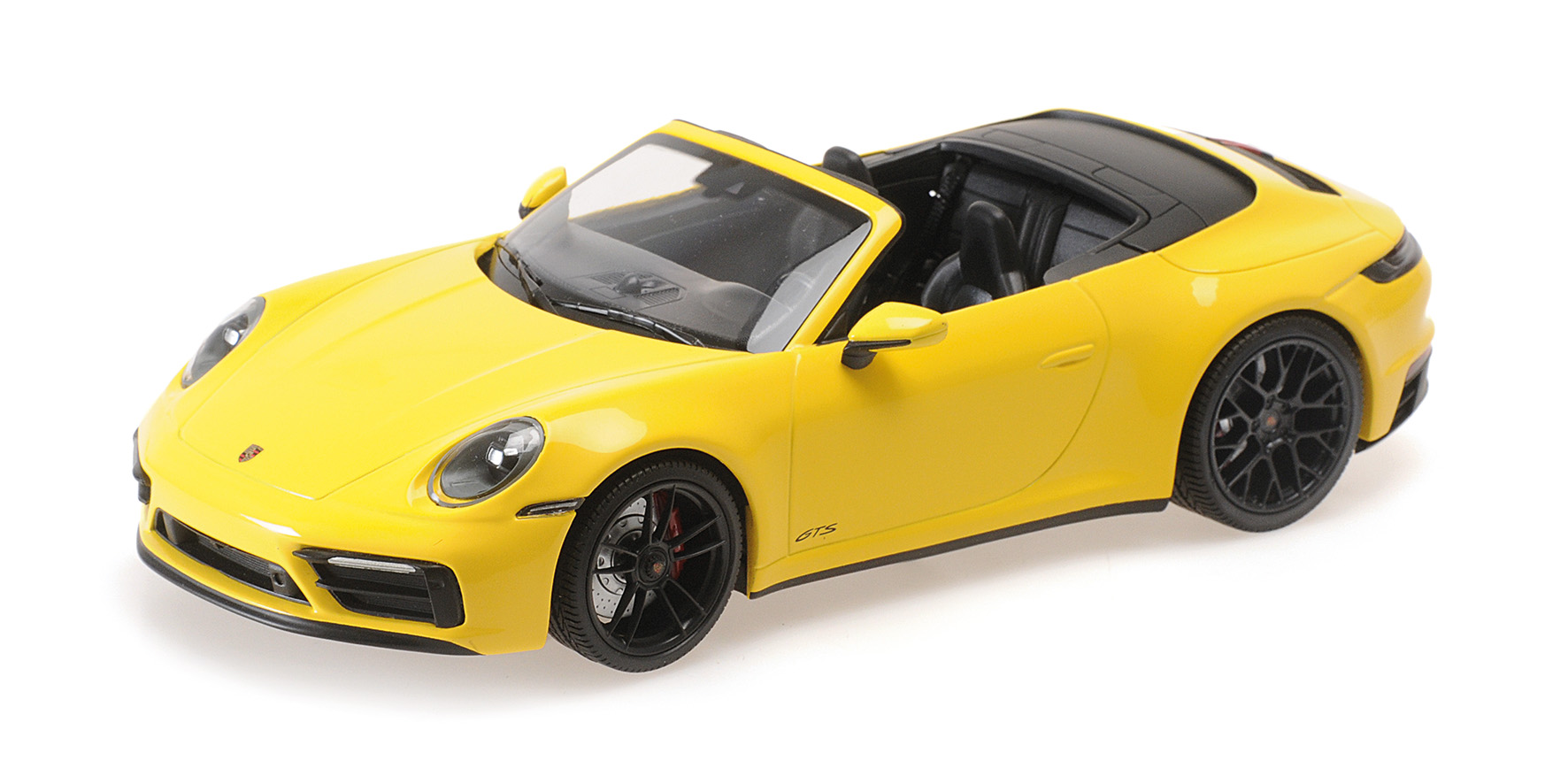 PORSCHE 911 CARRERA 4 GTS CABRIOLET - 2020 - YELLOW