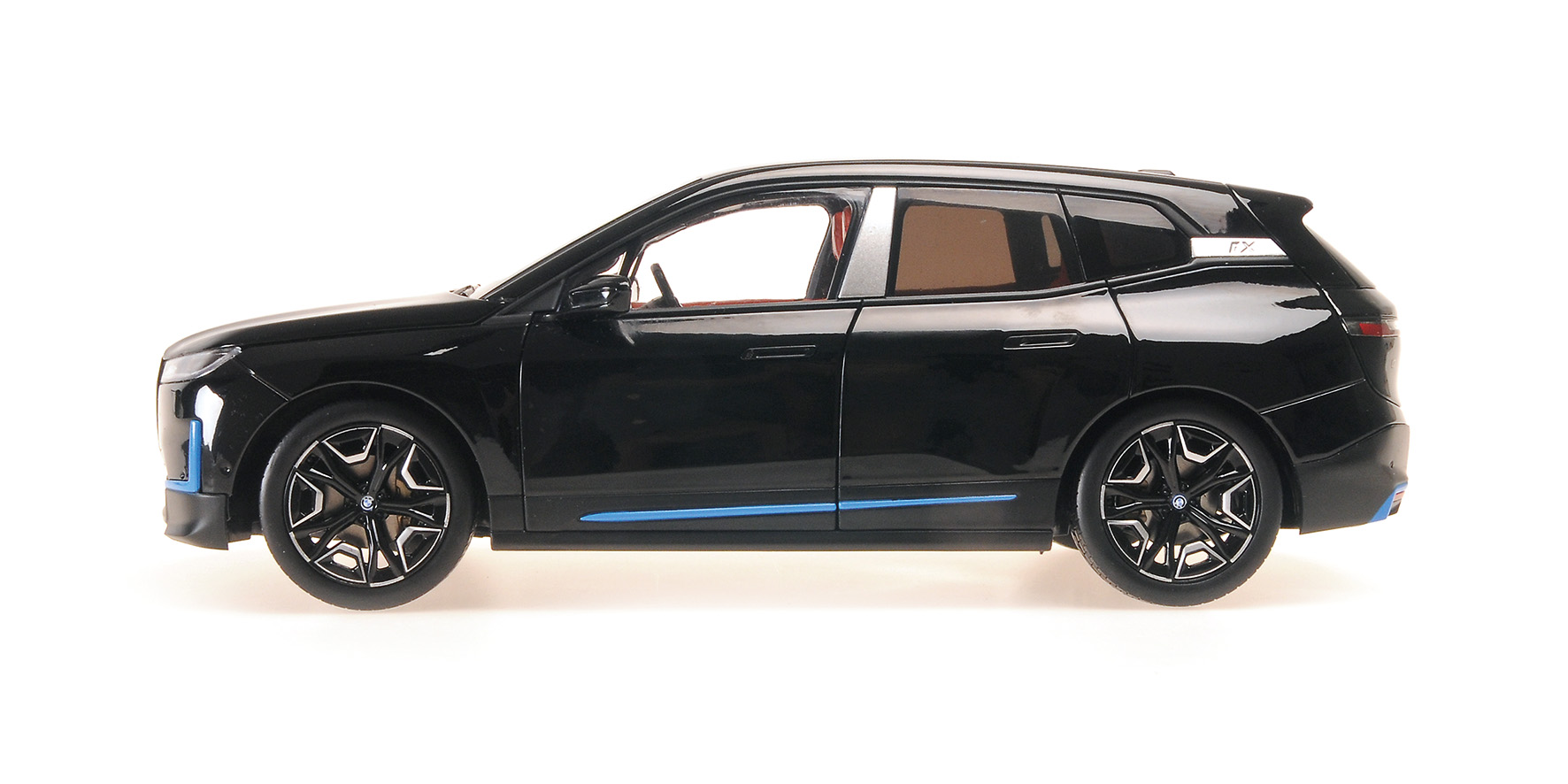 BMW iX - 2022 - BLACK METALLIC