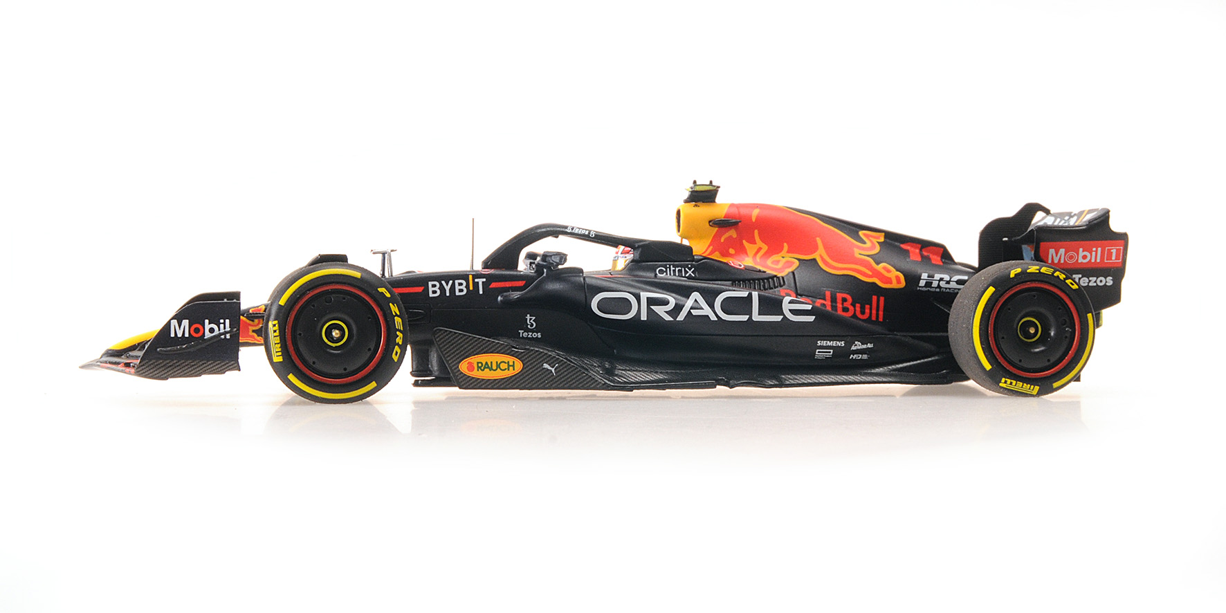ORACLE RED BULL RACING RB18 - SERGIO PEREZ - MIAMI GP 2022