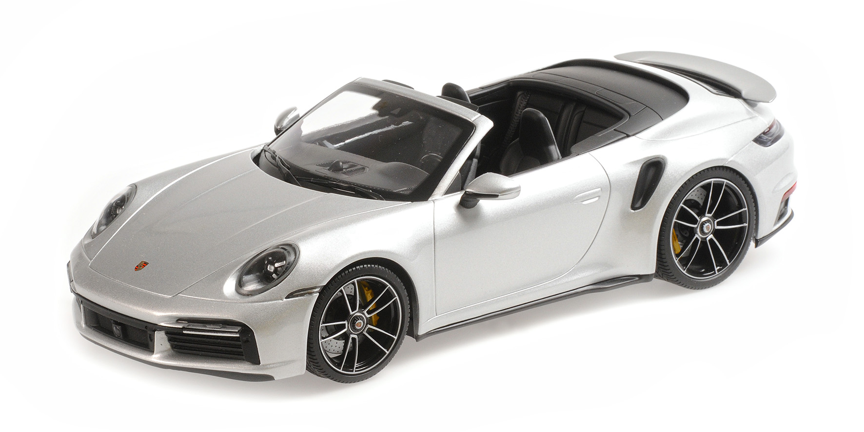 PORSCHE 911 (992)  TURBO S CABRIOLET - 2020 - SILVER