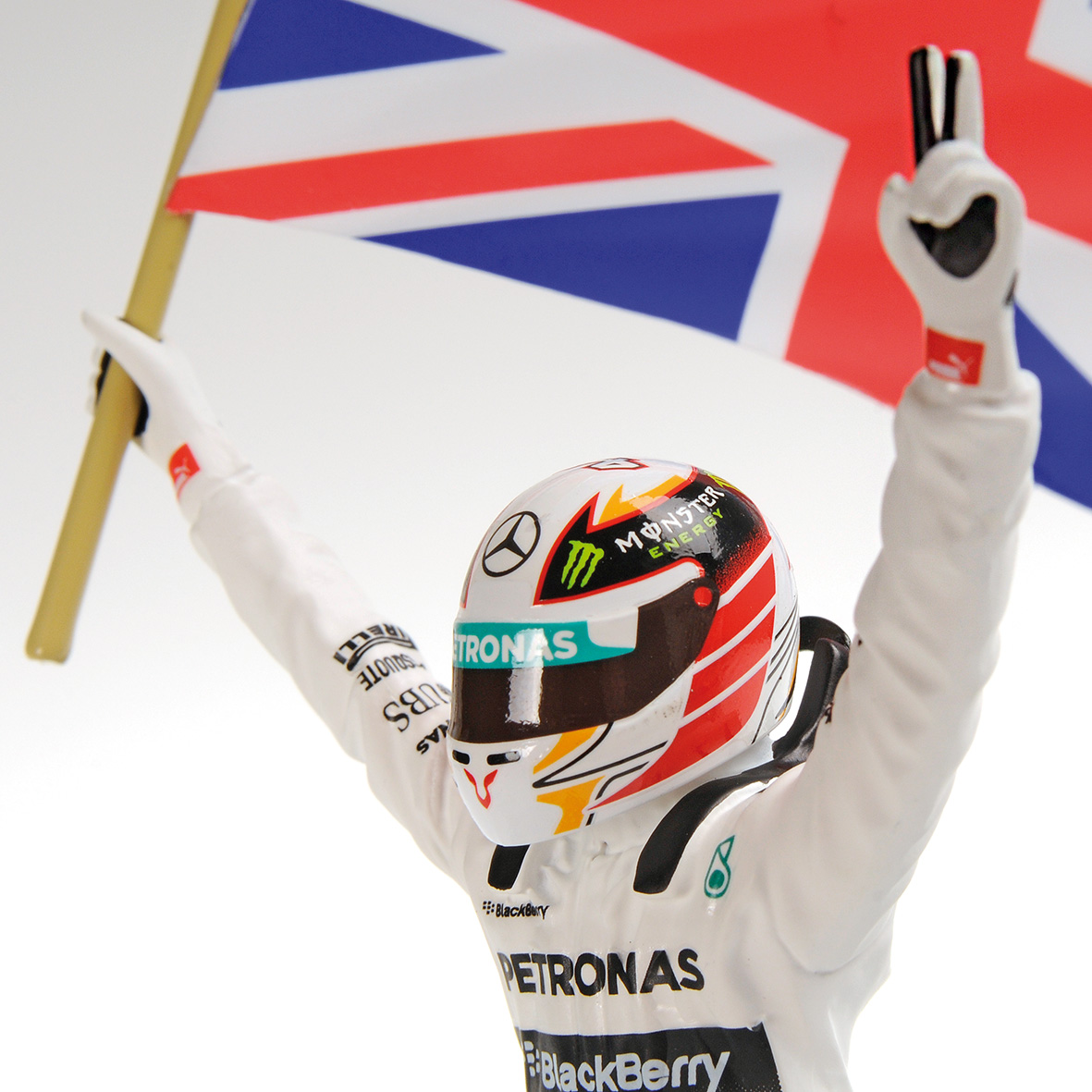 MERCEDES AMG PETRONAS F1 TEAM W05 - HAMILTON - WINNER ABU DHABI GP 2014 W.STANDING FIGURINE A. FLAG