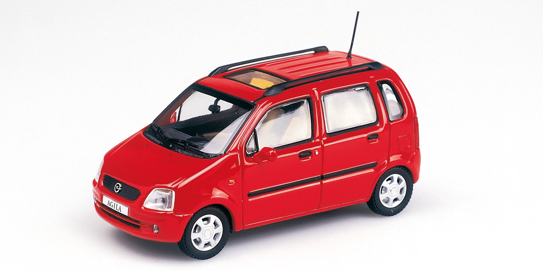 OPEL AGILA - 2000 - RED