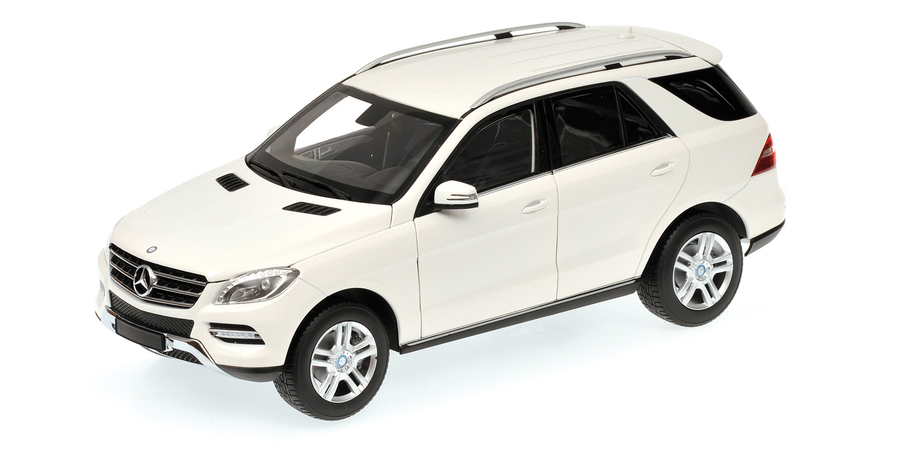 MERCEDES-BENZ M-CLASS - 2011 - WHITE