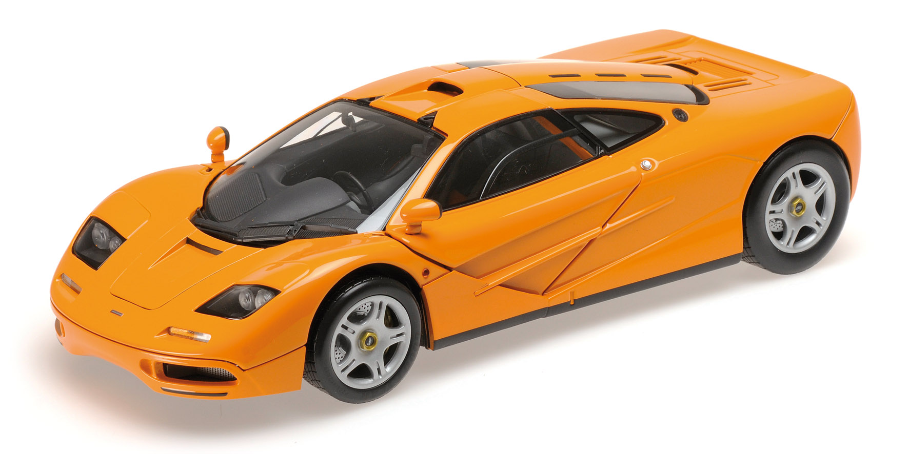 MCLAREN F1 - ROAD CAR - 1993 - ORANGE