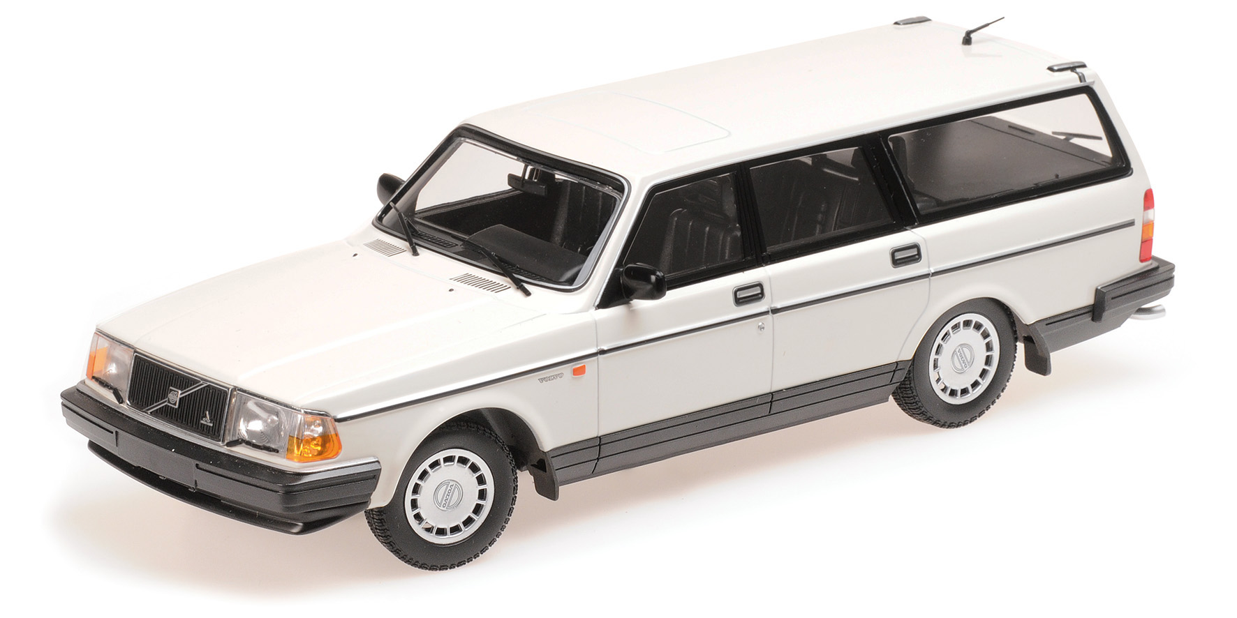 VOLVO 240 GL BREAK - 1986 - WHITE