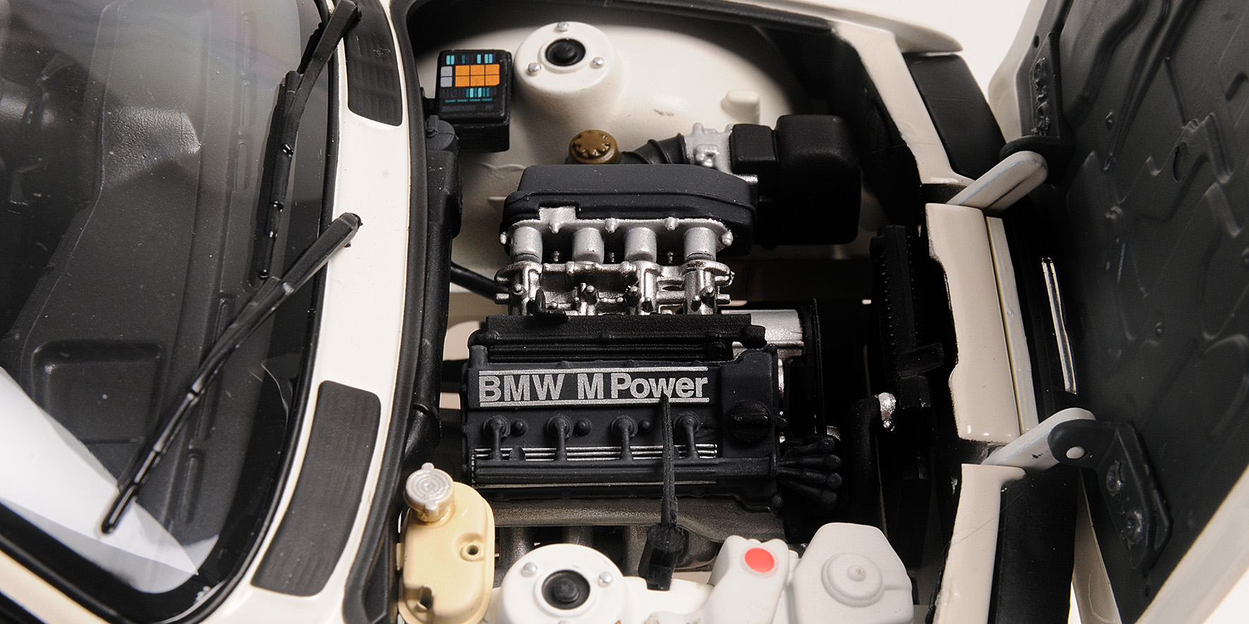 BMW M3 (E30) - 1987 - WHITE