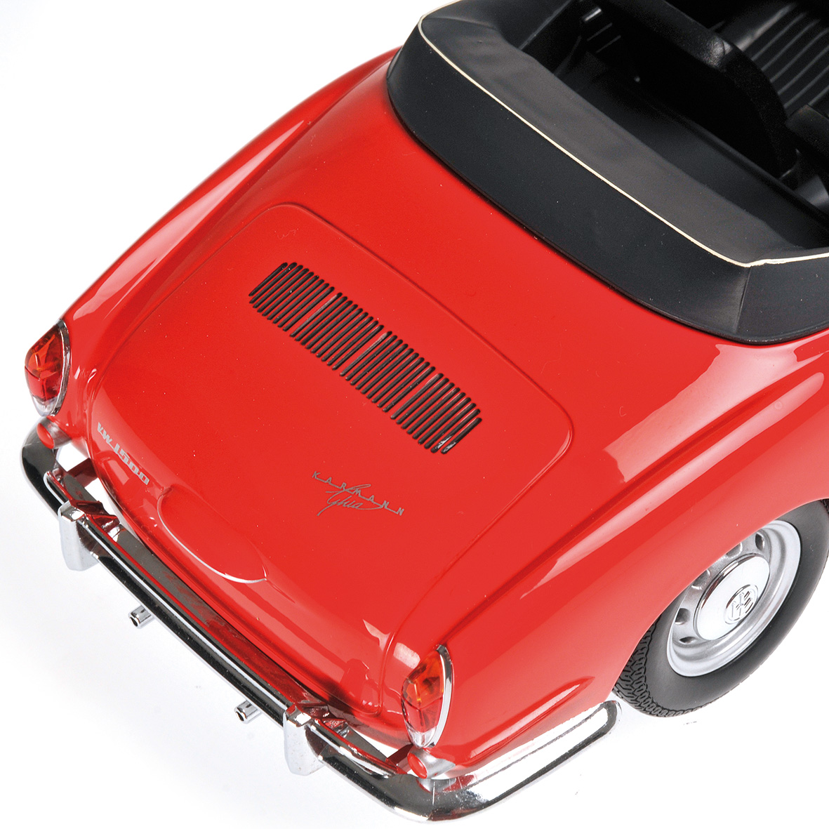 VOLKSWAGEN KARMANN GHIA CONVERTIBLE - 1970 - RED
