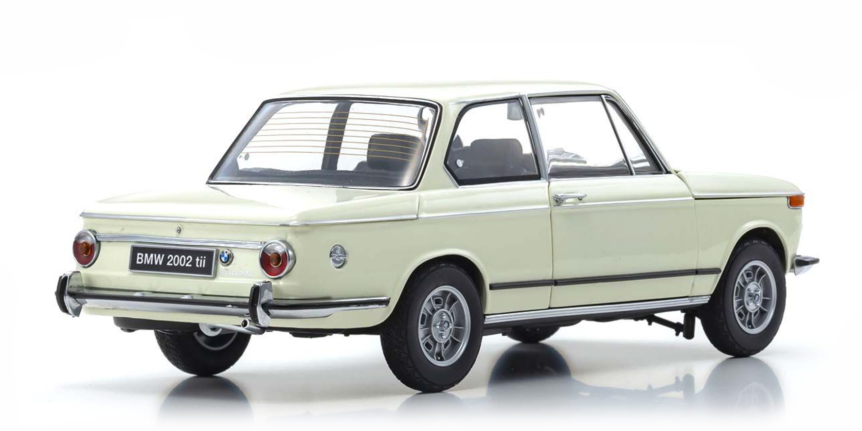 BMW 2002 TII - WHITE - (08543W)
