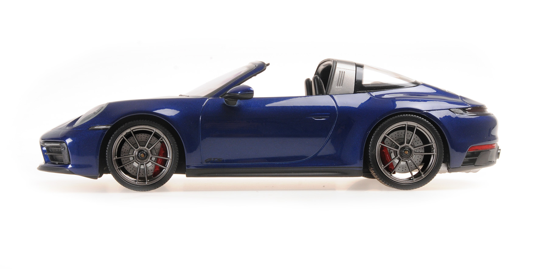 PORSCHE 911 (992)  TARGA 4 GTS - 2021 - BLUE METALLIC