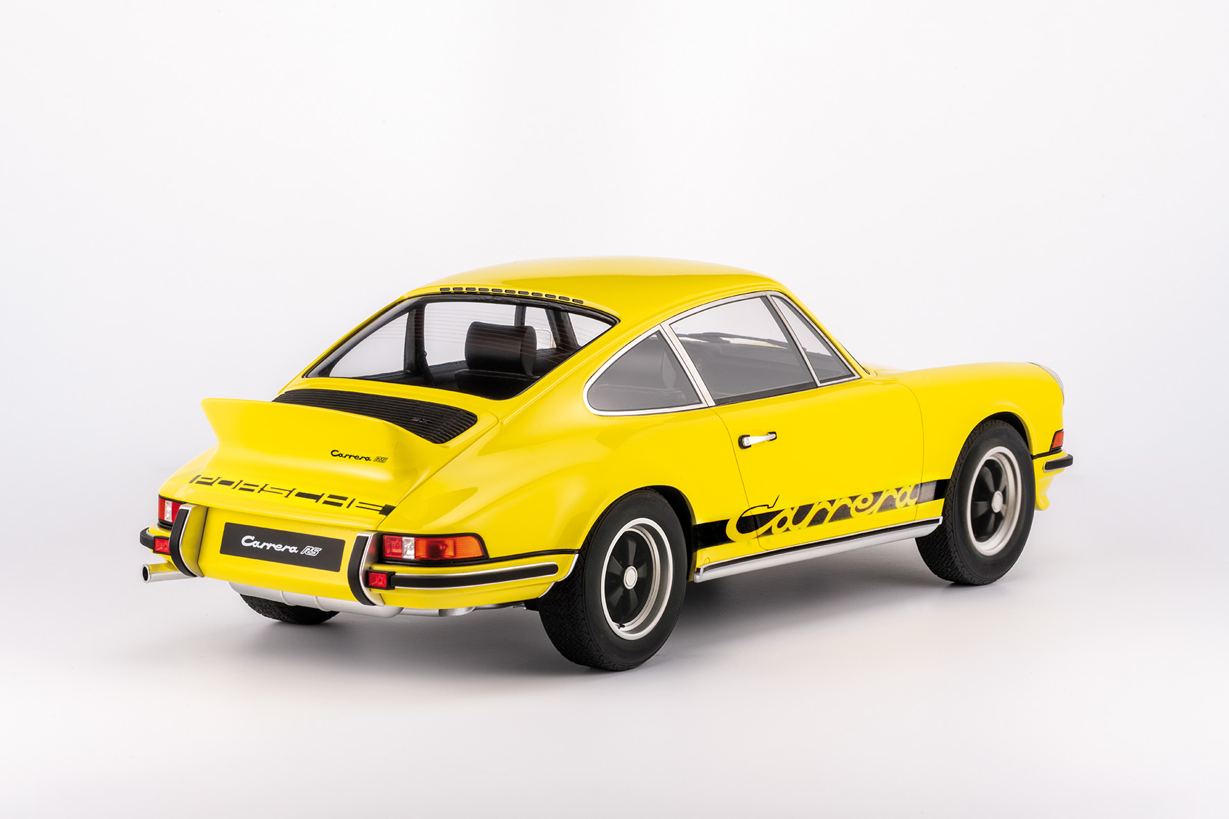 PORSCHE 911 CARRERA RS 2.7 TOURING - 1972 - GELB MIT SCHWARZEM DEKOR