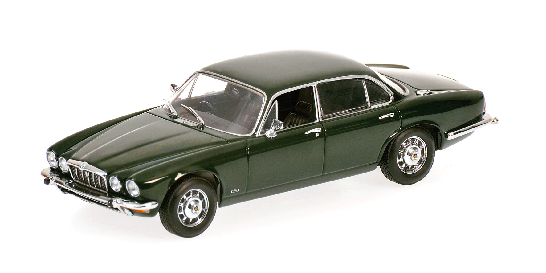 JAGUAR XJ12 SERIES II - 1975 - GREEN