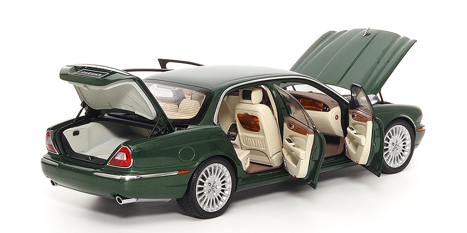 JAGUAR XJ6 (X350) - RACING GREEN