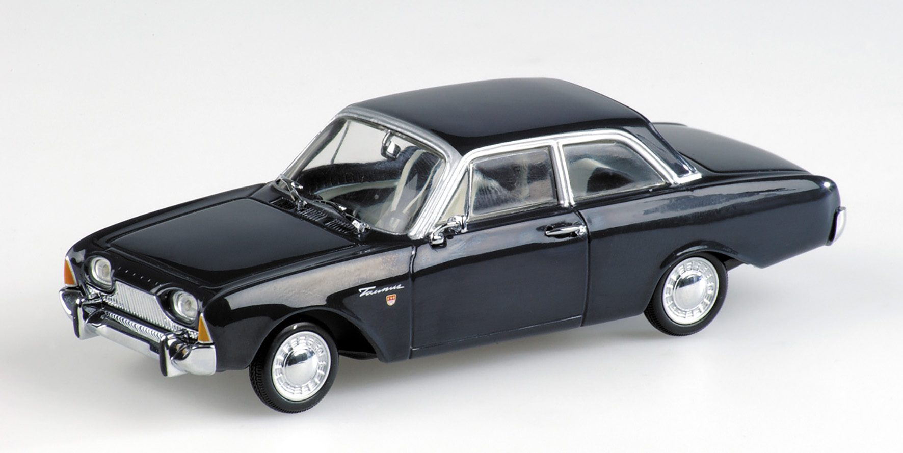FORD TAUNUS - 1960 - DARK BLUE
