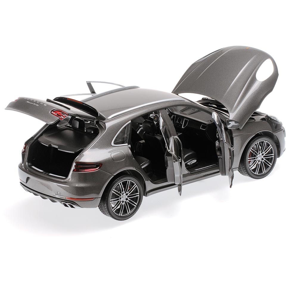 PORSCHE MACAN TURBO - 2013 - SILVER