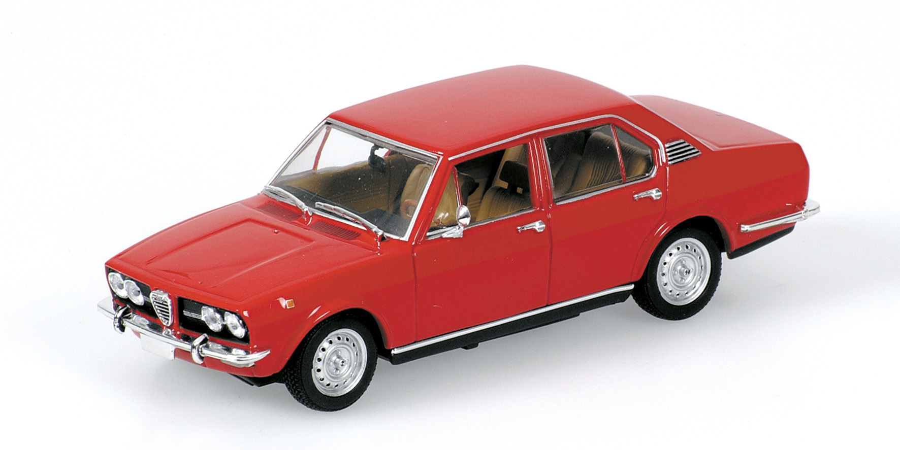 ALFA ROMEO ALFETTA 1.8 - 1972 - RED